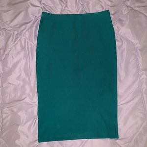 Green midi skirt